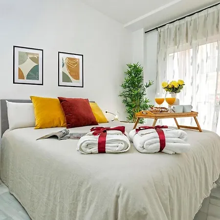 Apartment -malagasunapts-comfy&central Free Parking *