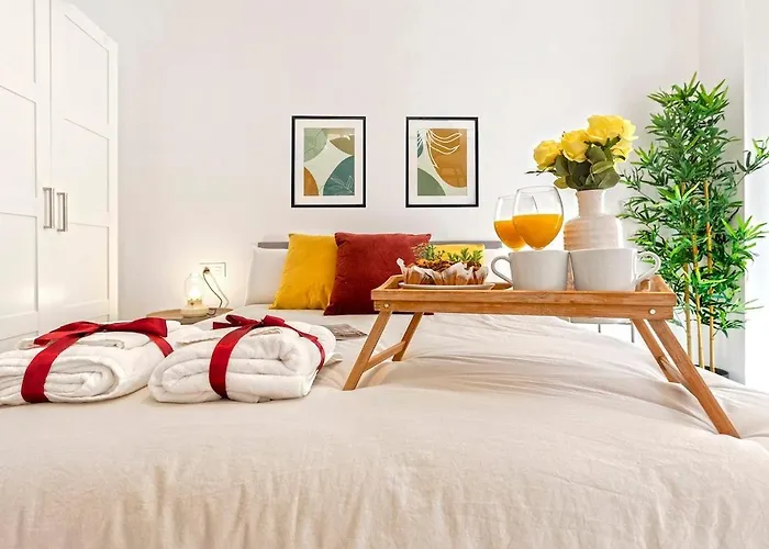 -malagasunapts-comfy&central Free Parking マラガ